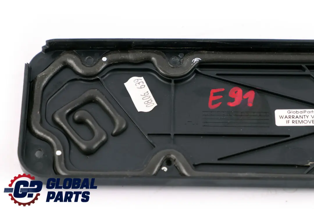 Osłona Boczna Bagażnika do BMW 3 E91 E91N LCI o numerze 7181028 BMW 3 E91 E91N LCI Osłona Boczna Bagażnika - SKU 7181028 - Numer Części 7181028