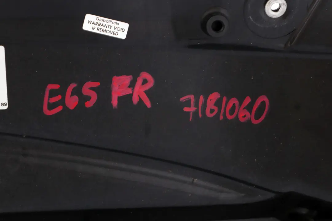 Träger Tür Vorne Rechts 8243896 für BMW 7 er E65 E66 mit Teilenummer 7181060 BMW 7 er E65 E66 Träger Tür Vorne Rechts 8243896 - SKU 7181060 - Teilenummer 7181060