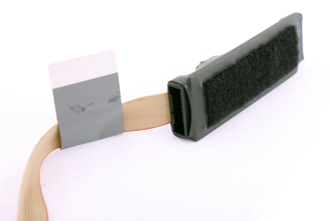 Złącze 7 do BMW E90 E60 o numerze 7181149 BMW E90 E60 Złącze 7 - SKU 7181149 - Numer Części 7181149