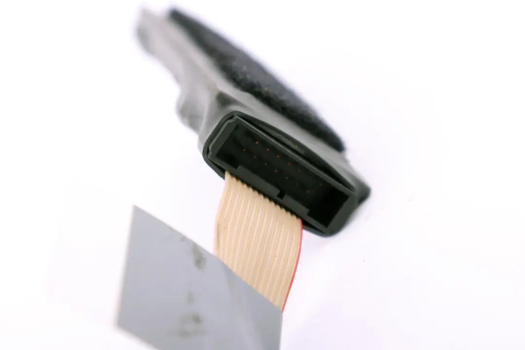 Złącze 7 do BMW E90 E60 o numerze 7181149 BMW E90 E60 Złącze 7 - SKU 7181149 - Numer Części 7181149