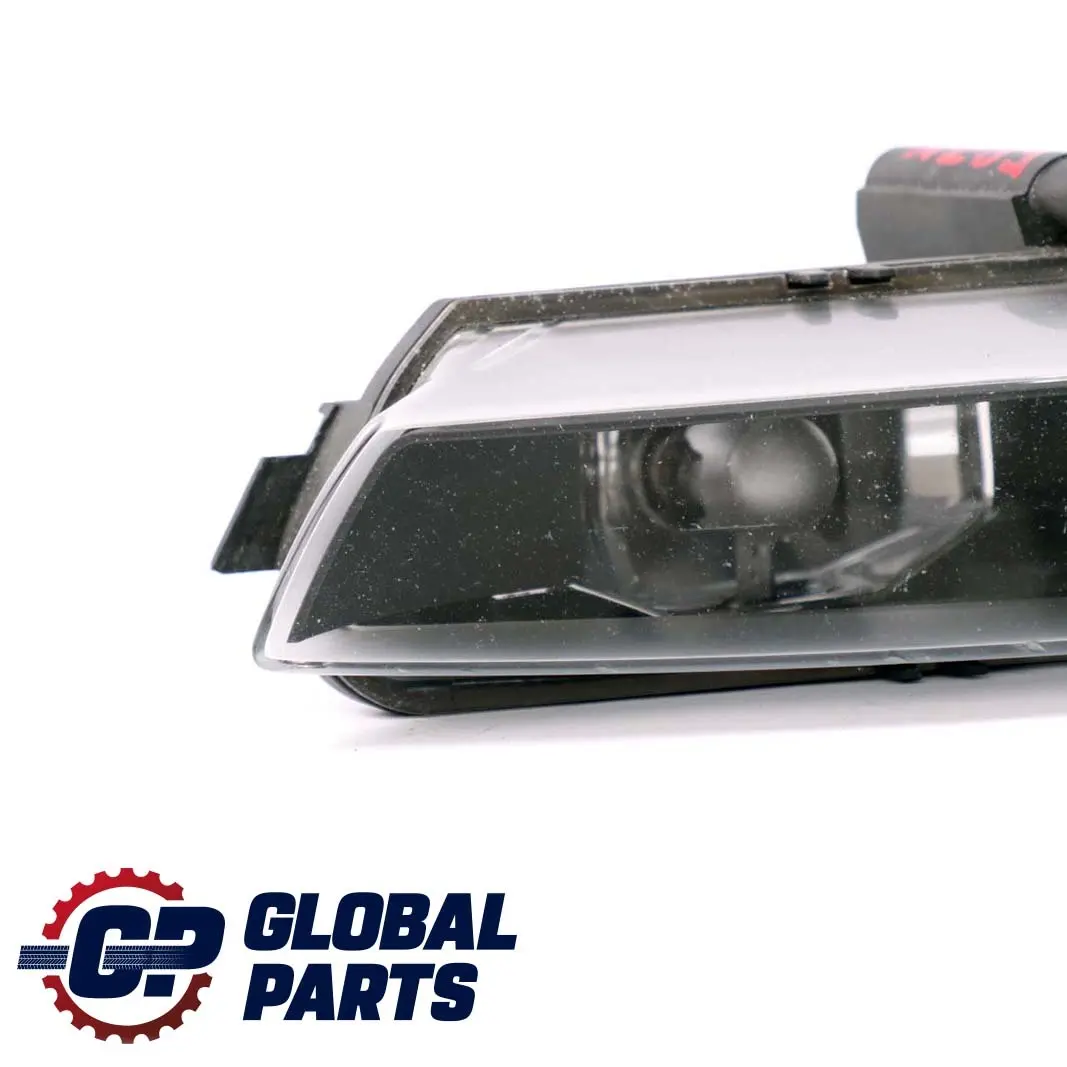 Projecteur Antibrouillard Côté Passager Avant Gauche pour BMW E81 E87 LCI à propos du numéro de pièce 7181287 BMW E81 E87 LCI Projecteur Antibrouillard Côté Passager Avant Gauche - SKU 7181287 - Numéro de pièce 7181287