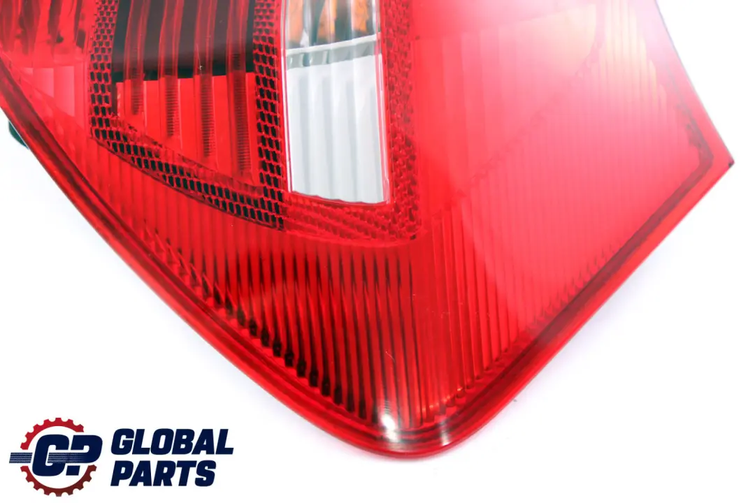 BMW 1 Series E81 E87 LCI LED Rear Right O/S Lamp Light In Side Panel - SKU 7181298 - Part number 7181298