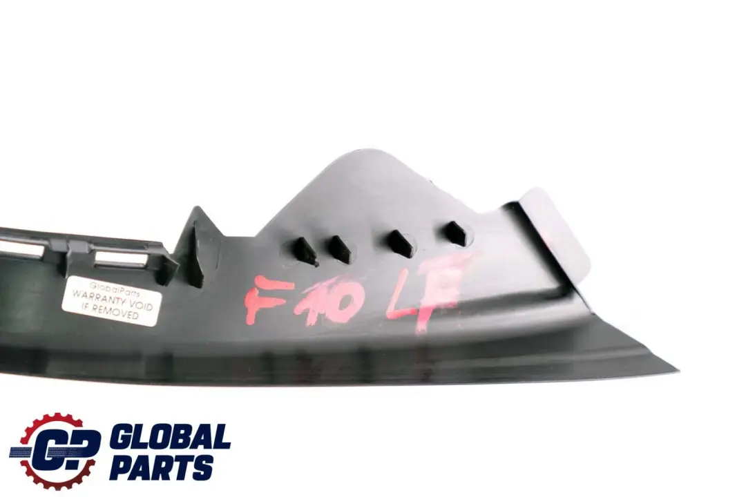 Copertura Telaio Finestra Porta Anteriore Sinistra Nero per BMW F10 F11 LCI con numero di parte 7182011 BMW F10 F11 LCI Copertura Telaio Finestra Porta Anteriore Sinistra Nero - SKU 7182011 - Numero di parte 7182011