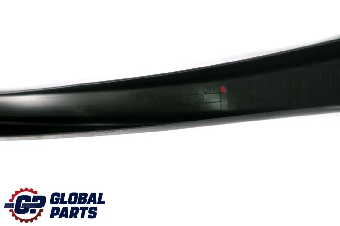 BMW F10 F11 LCI Couvre fenetre avant gauche - SKU 7182011 - Numéro de pièce 7182011