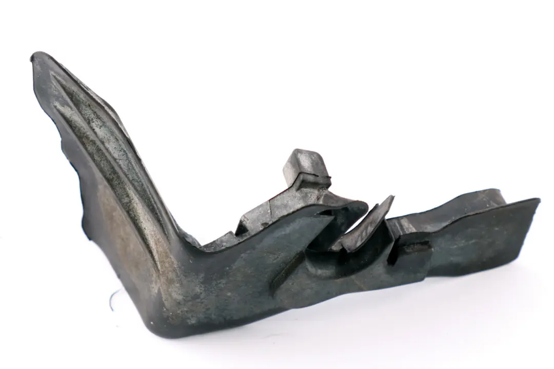 Capo Sellado Tapa De Goma Derecha para BMW E81 E87N LCI E88 Motor con número de pieza 7182060 BMW E81 E87N LCI E88 Motor Capo Sellado Tapa De Goma Derecha - SKU 7182060 - Número de pieza 7182060