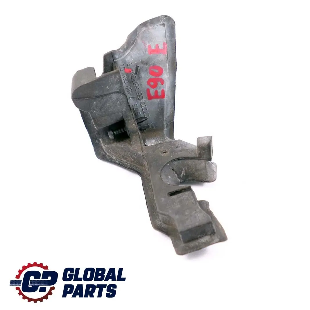 BMW E90 E91 E92 E93 Guarnizione Lembo Anteriore Stampaggio SX - SKU 7182061 - Numero di parte 7182061
