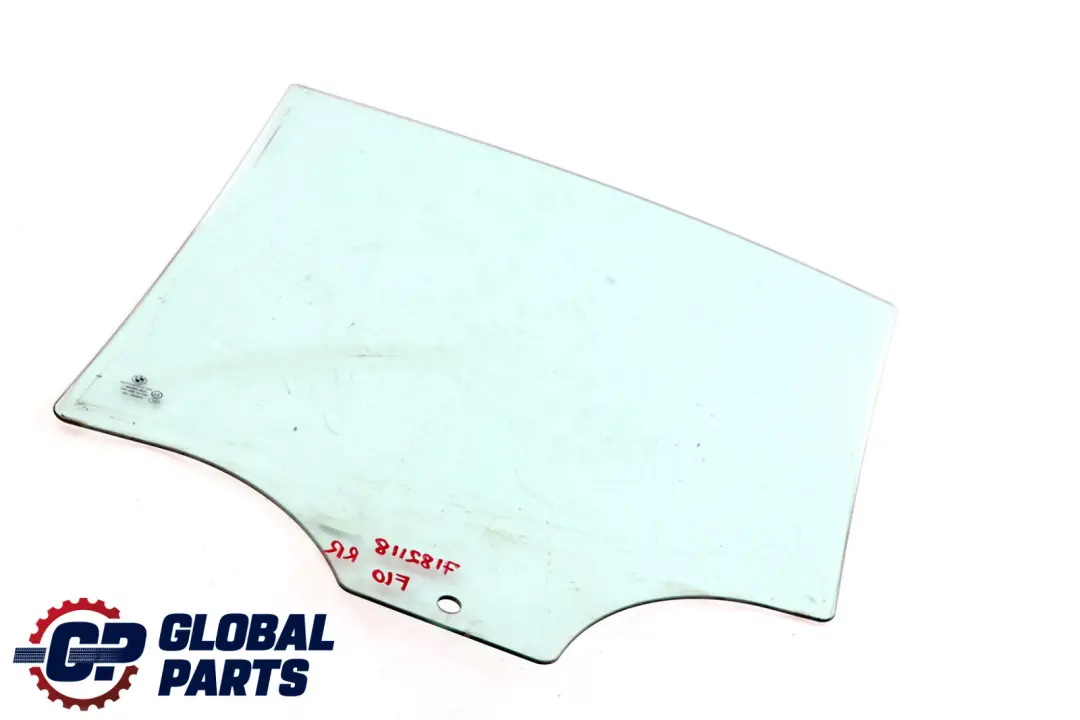 Vetro Finestrino Laterale Posteriore Destro Verde AS2 per BMW F10 con numero di parte 7182118 BMW F10 Vetro Finestrino Laterale Posteriore Destro Verde AS2 - SKU 7182118 - Numero di parte 7182118