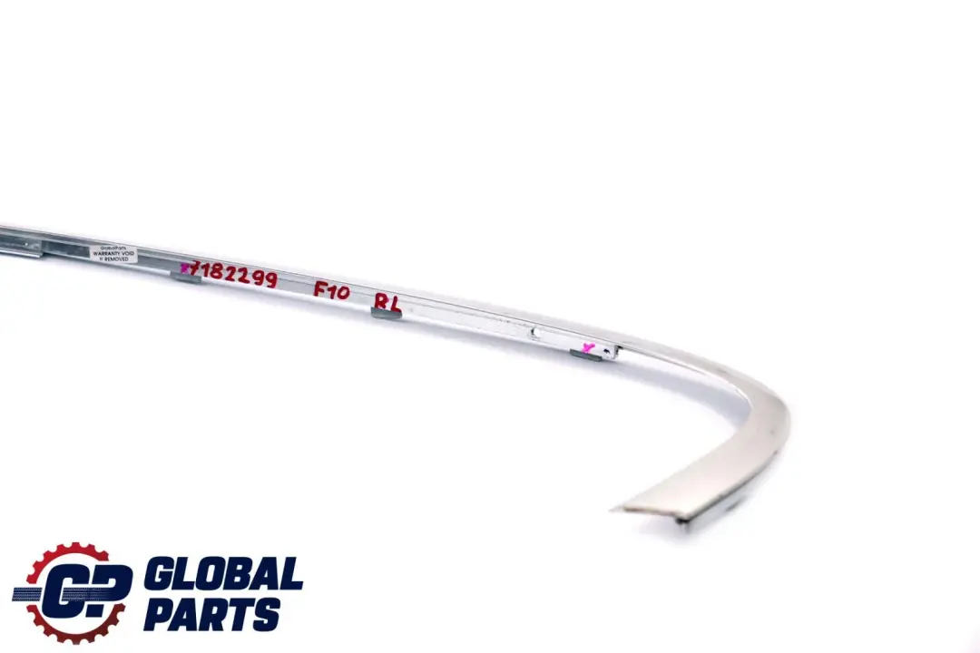 Finitura Telaio Finestra Top Porta Posteriore Sinistra Cromo per BMW F10 con numero di parte 7182299 BMW F10 Finitura Telaio Finestra Top Porta Posteriore Sinistra Cromo - SKU 7182299 - Numero di parte 7182299