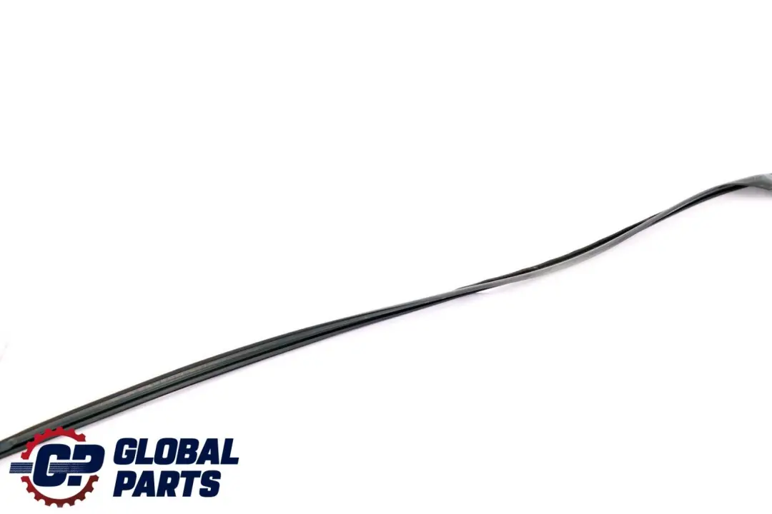 Uszczelka Drzwi Szyby Lewy Tył do BMW F10 o numerze 7182303 BMW F10 Uszczelka Drzwi Szyby Lewy Tył - SKU 7182303 - Numer Części 7182303