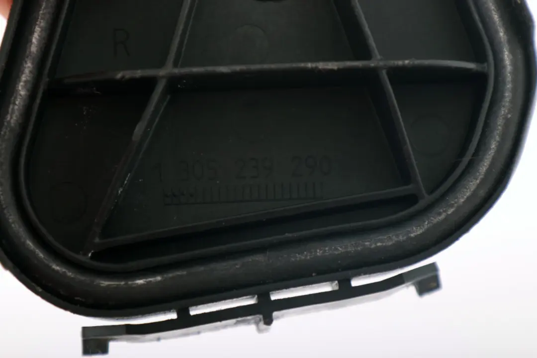 BMW E90 E92 E93 Cache Ampoule Phare Droit Modèle D'Origine 1305239290 - SKU 7182394 - Numéro de pièce 7182394