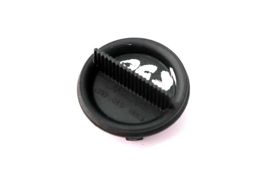 Gniazdo Żarówki Kierunkowskazu PY24W 1300610092 do BMW F10 F11 E70 E90 LCI o numerze 7182521 BMW F10 F11 E70 E90 LCI Gniazdo Żarówki Kierunkowskazu PY24W 1300610092 - SKU 7182521 - Numer Części 7182521