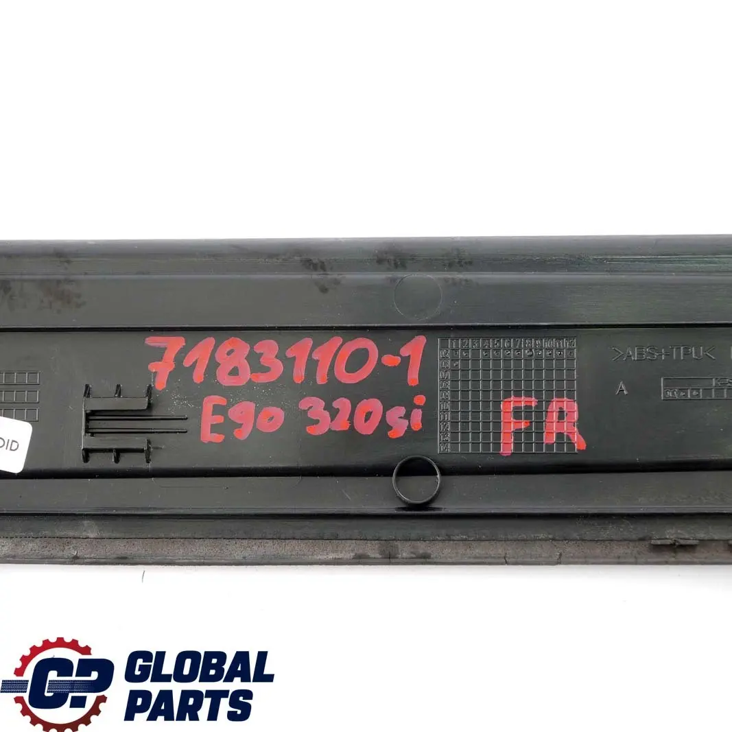 BMW 3 er 1 E90 320si Blende Einstieg Vorn Rechts 5147 - SKU 7183110-1 - Teilenummer 7183110