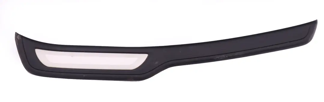 Cache Entrée 320Si Arrière Gauche pour BMW E90 E91 LCI à propos du numéro de pièce 7183113 BMW E90 E91 LCI Cache Entrée 320Si Arrière Gauche - SKU 7183113 - Numéro de pièce 7183113