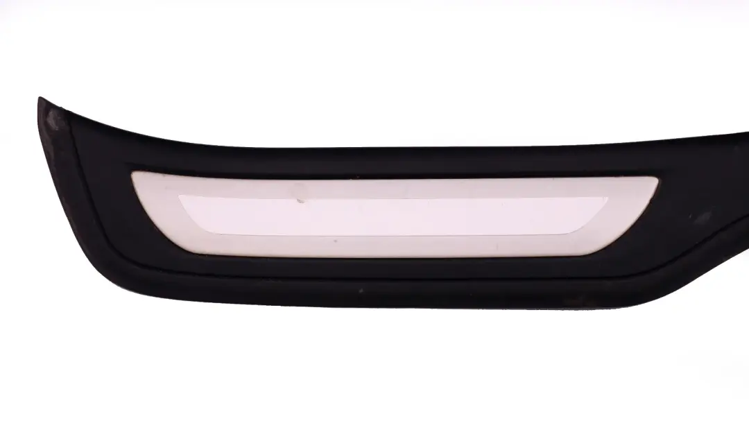 Coperchio ingresso LCI 320Si Posteriore Sinistro per BMW E90 E91 con numero di parte 7183113 BMW E90 E91 Coperchio ingresso LCI 320Si Posteriore Sinistro - SKU 7183113 - Numero di parte 7183113