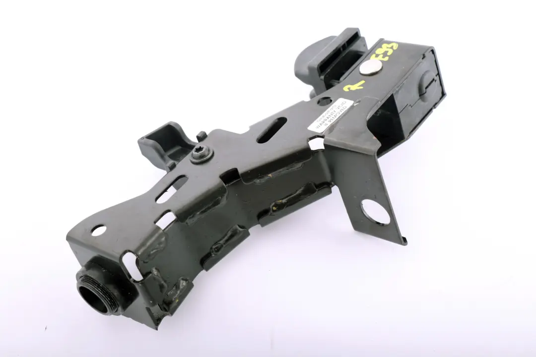 Right O/S Convertible Support Block Shelf Bracket to BMW 3 Series E93 with Part number 7183274 BMW 3 Series E93 Right O/S Convertible Support Block Shelf Bracket - SKU 7183274 - Part number 7183274