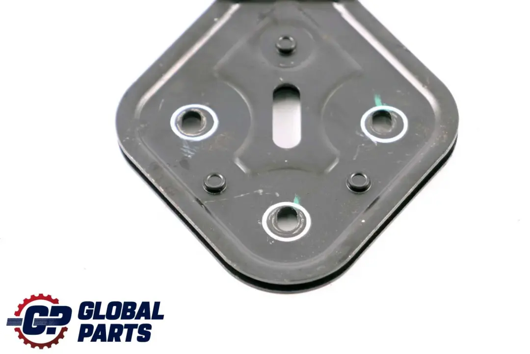 Verschluss Dachschale Mitte für BMW 3 er E93 Cabrio Hardtop mit Teilenummer 7183315 BMW 3 er E93 Cabrio Hardtop Verschluss Dachschale Mitte - SKU 7183315 - Teilenummer 7183315