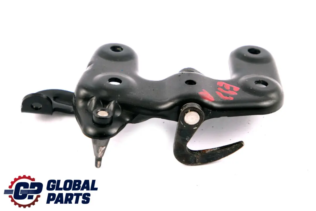 Chiusura Cappuccio Destra Capote Rigida per BMW E93 con numero di parte 7183318 BMW E93 Chiusura Cappuccio Destra Capote Rigida - SKU 7183318 - Numero di parte 7183318