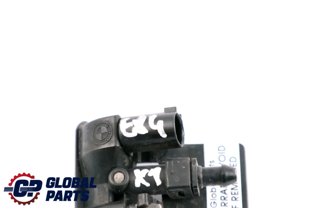 Spray Limpiacristales Boquilla 6166 para BMW E84 con número de pieza 7183343 BMW E84 Spray Limpiacristales Boquilla 6166 - SKU 7183343 - Número de pieza 7183343