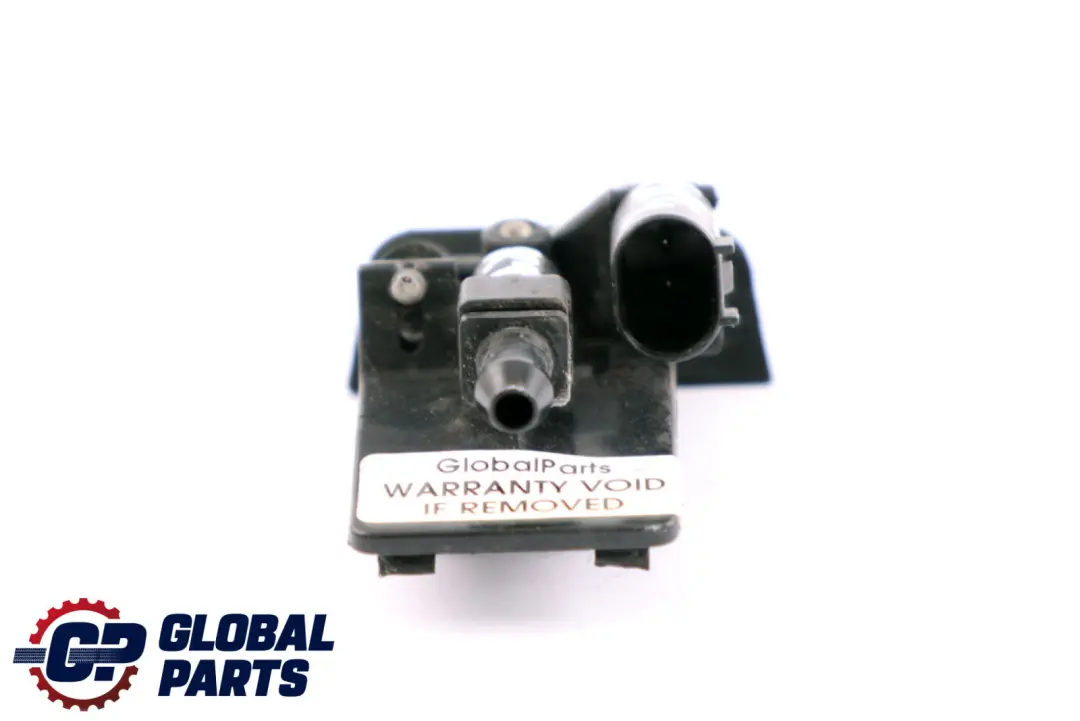 Spray Limpiacristales Boquilla 6166 para BMW E84 con número de pieza 7183343 BMW E84 Spray Limpiacristales Boquilla 6166 - SKU 7183343 - Número de pieza 7183343