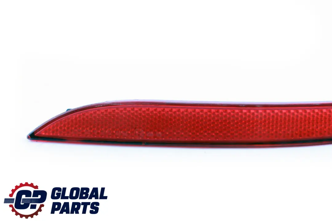 Reflector Parachoques Trasero Izquierdo para BMW E60 LCI E60N con número de pieza 7183913 BMW E60 LCI E60N Reflector Parachoques Trasero Izquierdo - SKU 7183913 - Número de pieza 7183913