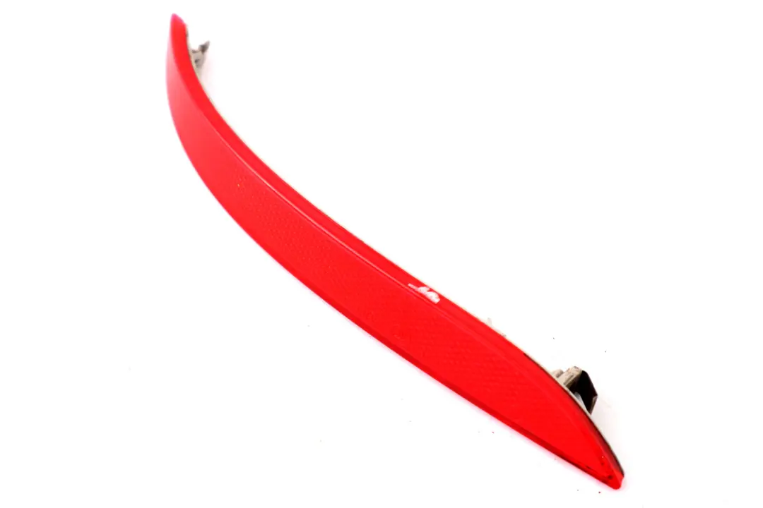 parachoques trasero reflector derecho para BMW E60 LCI con número de pieza 7183914 BMW E60 LCI parachoques trasero reflector derecho - SKU 7183914 - Número de pieza 7183914