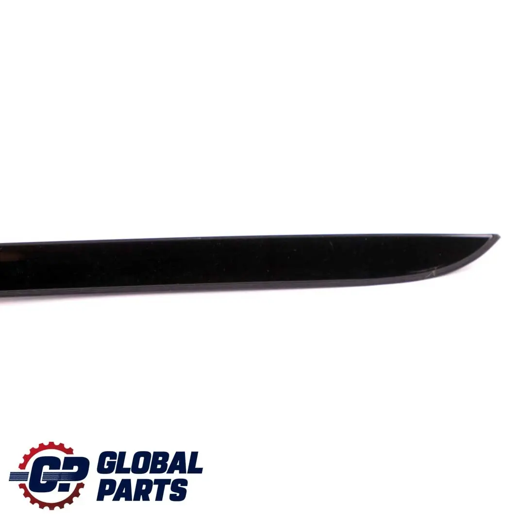 BMW E90 E91 Striscia rivestimento parabrezza goccia anteriore sinistra - SKU 7184005 - Numero di parte 7184005