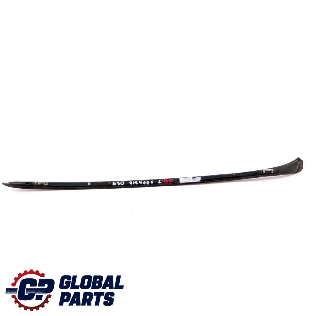 Striscia rivestimento parabrezza goccia anteriore sinistra per BMW E90 E91 con numero di parte 7184005 BMW E90 E91 Striscia rivestimento parabrezza goccia anteriore sinistra - SKU 7184005 - Numero di parte 7184005