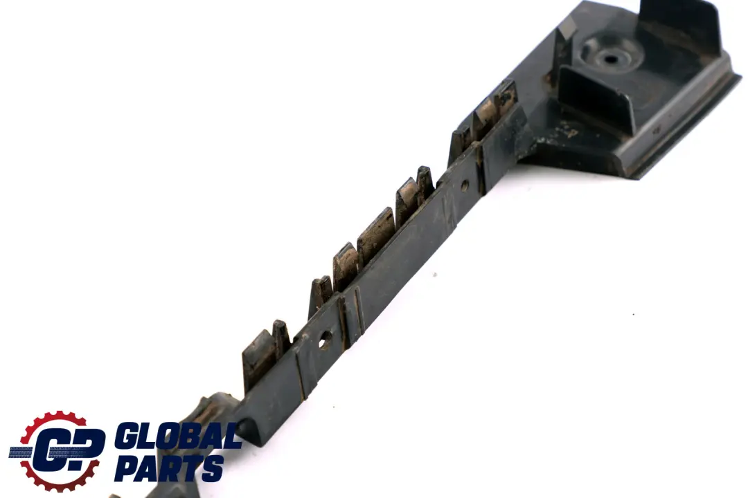 BMW 1 Series e87 LCI SUPPORTING LEDGE MOUNT BRACKET SKIRT SILL COVER RIGHT O/S - SKU 7184356 - Part number 51777184356