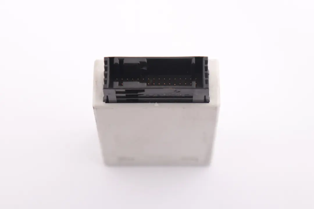 Module Officials Utility to BMW 3 5 Series E60 E61 E90 E91 with Part number 7184392 BMW 3 5 Series E60 E61 E90 E91 Module Officials Utility - SKU 7184392 - Part number 7184392