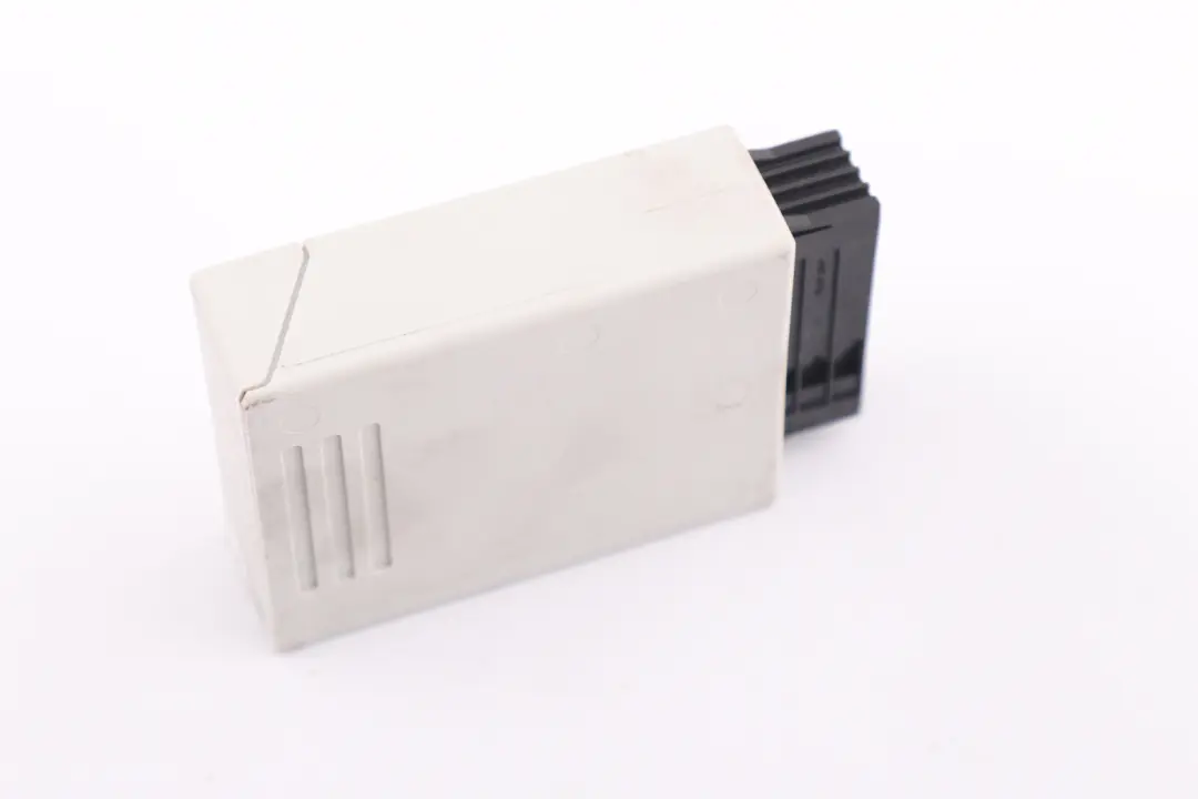 Module Officials Utility to BMW 3 5 Series E60 E61 E90 E91 with Part number 7184392 BMW 3 5 Series E60 E61 E90 E91 Module Officials Utility - SKU 7184392 - Part number 7184392