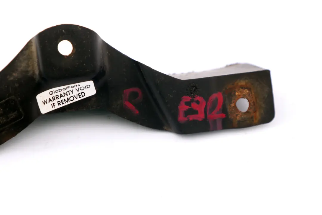 Uszczelka Nadkola Prawy Przód do BMW E92 E93 o numerze 7185798 BMW E92 E93 Uszczelka Nadkola Prawy Przód - SKU 7185798 - Numer Części 7185798