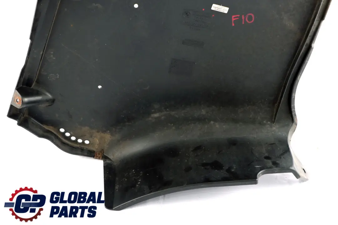 Tapa de recubrimiento del suelo trasera derecha para BMW F10 F11 LCI con número de pieza 7186522 BMW F10 F11 LCI Tapa de recubrimiento del suelo trasera derecha - SKU 7186522 - Número de pieza 7186522