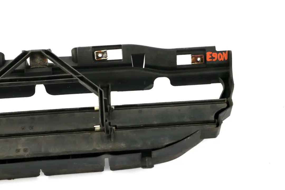 Flap BMW E90 E91 E92 E93 LCI Controllo Condotto Pannello Frontale per Air con numero di parte 7186776 Air Flap BMW E90 E91 E92 E93 LCI Controllo Condotto Pannello Frontale - SKU 7186776 - Numero di parte 7186776