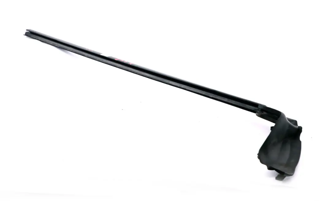 Canal Junta De Sellado Interior Puerta Delantera Derecha para BMW E93 con número de pieza 7187084 BMW E93 Canal Junta De Sellado Interior Puerta Delantera Derecha - SKU 7187084 - Número de pieza 7187084