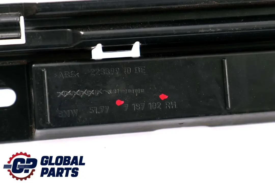 Retaining Strip Sill Front Right O/S to BMW 7 Series F01 F02 F03 with Part number 7187102 BMW 7 Series F01 F02 F03 Retaining Strip Sill Front Right O/S - SKU 7187102 - Part number 7187102