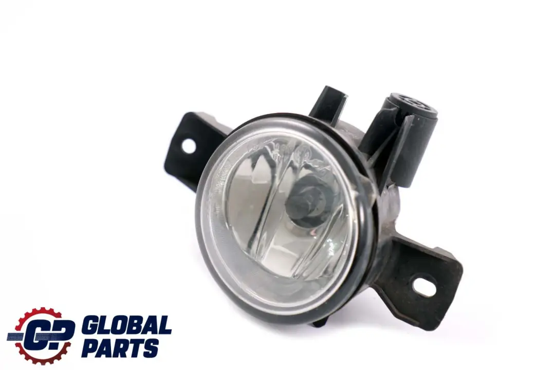 Front Fog Lamp Light Right O/S to BMW X6 Series E71 E72 with Part number 7187632 BMW X6 Series E71 E72 Front Fog Lamp Light Right O/S - SKU 7187632 - Part number 7187632