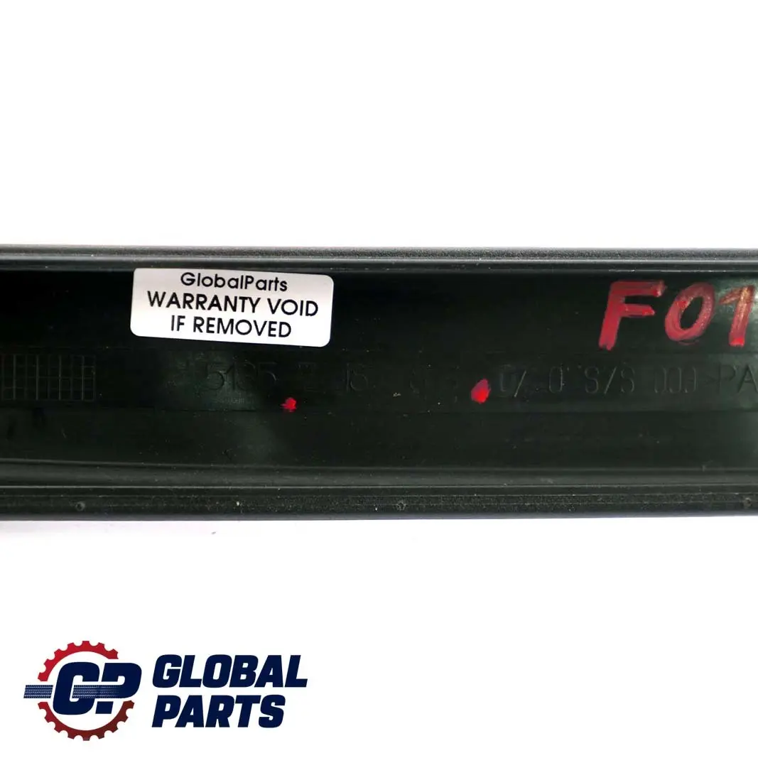 Tapa Ventana Guia Web Derecha Puerta Trasera para BMW F01 F02 F04 con número de pieza 7187816 BMW F01 F02 F04 Tapa Ventana Guia Web Derecha Puerta Trasera - SKU 7187816 - Número de pieza 7187816