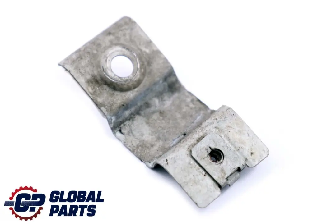 Shackle Support Splash Shield Bracket to BMW 5 7 Series F01 F02 F10 F11 with Part number 7188405 BMW 5 7 Series F01 F02 F10 F11 Shackle Support Splash Shield Bracket - SKU 7188405 - Part number 7188405