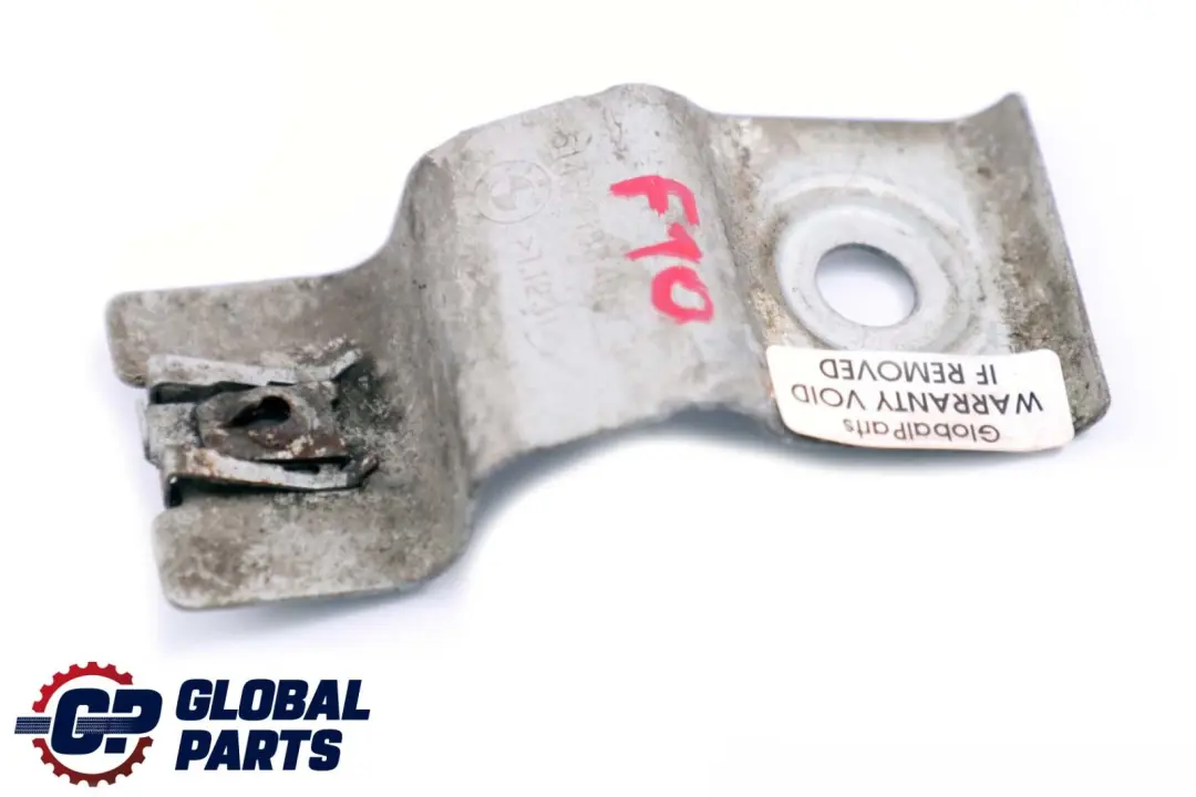 Shackle Support Splash Shield Bracket to BMW 5 7 Series F01 F02 F10 F11 with Part number 7188405 BMW 5 7 Series F01 F02 F10 F11 Shackle Support Splash Shield Bracket - SKU 7188405 - Part number 7188405