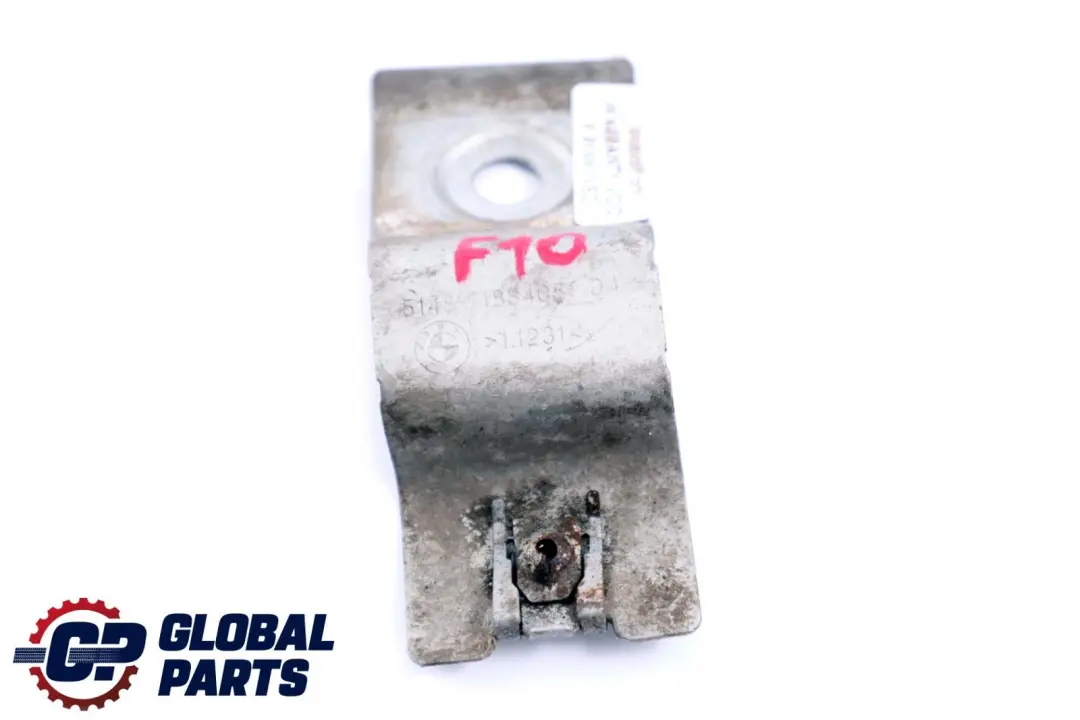 Shackle Support Splash Shield Bracket to BMW 5 7 Series F01 F02 F10 F11 with Part number 7188405 BMW 5 7 Series F01 F02 F10 F11 Shackle Support Splash Shield Bracket - SKU 7188405 - Part number 7188405