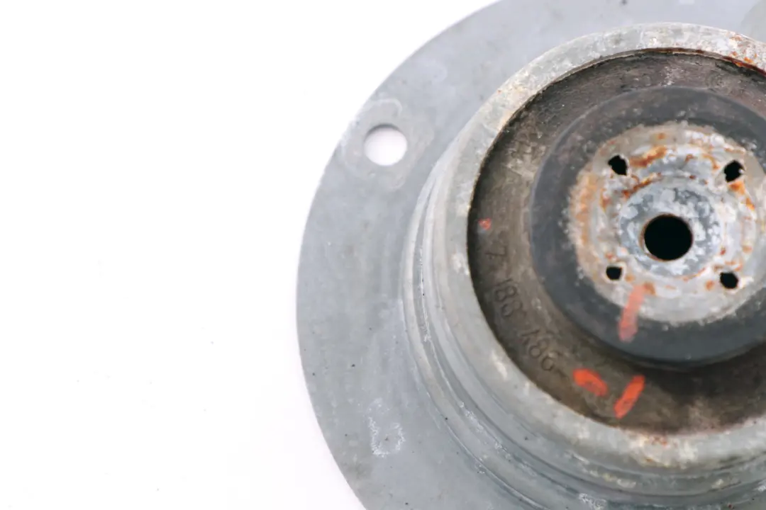 Schwingungstilger Batterieträger 7188486 für BMW 3 er E93 E93 LCI Cabrio mit Teilenummer 7188481 BMW 3 er E93 E93 LCI Cabrio Schwingungstilger Batterieträger 7188486 - SKU 7188486-1 - Teilenummer 7188481