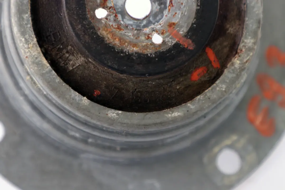 BMW 3 Series E93 F33 LCI Convertible Vibration Absorber Battery Tray 7188486 - SKU 7188486-1 - Part number 7188481