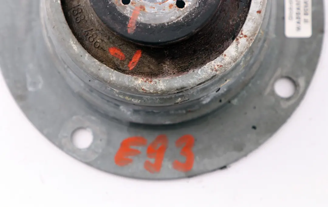 Vibration Absorber Battery Tray 7188486 to BMW 3 Series E93 F33 LCI Convertible with Part number 7188481 BMW 3 Series E93 F33 LCI Convertible Vibration Absorber Battery Tray 7188486 - SKU 7188486-1 - Part number 7188481