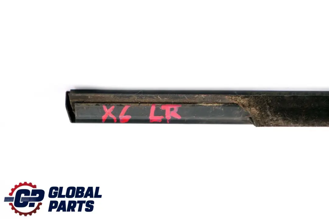 BMW X6 er E71 Schachtabdeckung Aussen Links Schwarz - SKU 7189095 - Teilenummer 7189095