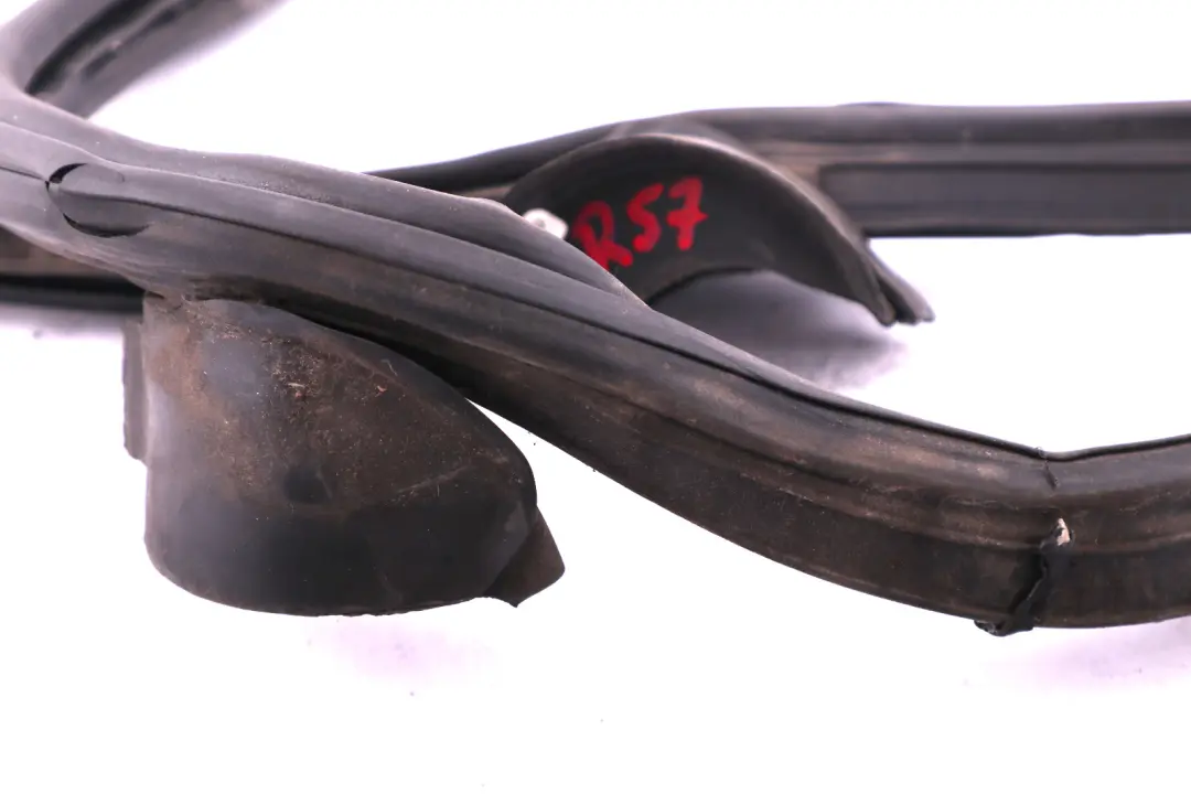 Baule Boot Lid In Gomma Guarnizione per Mini Cooper R57 Cabrio con numero di parte 7190618 Mini Cooper R57 Cabrio Baule Boot Lid In Gomma Guarnizione - SKU 7190618 - Numero di parte 7190618