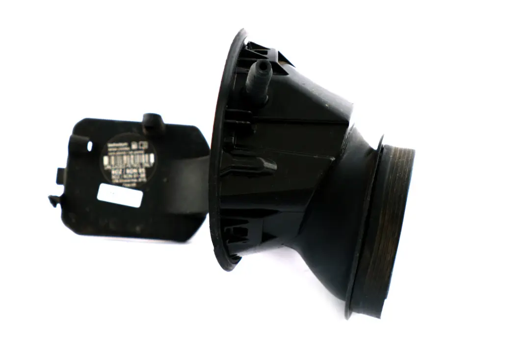 Carcasa De La tapa del deposito De combustible para Mini Cooper One R57 R58 con número de pieza 7190623 Mini Cooper One R57 R58 Carcasa De La tapa del deposito De combustible - SKU 7190623 - Número de pieza 7190623