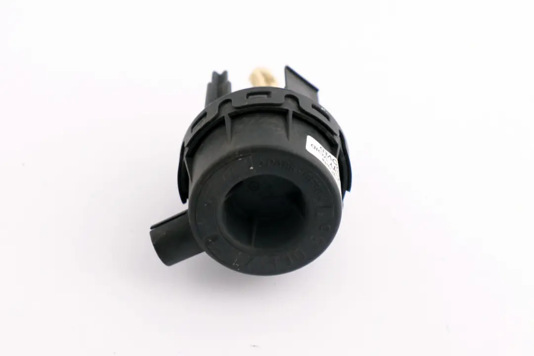 Front Air Duct Flap Vacuum Pump Unit BKS Left to BMW 5 Series E60 E61 LCI with Part number 7190661 BMW 5 Series E60 E61 LCI Front Air Duct Flap Vacuum Pump Unit BKS Left - SKU 7190661 - Part number 7190661