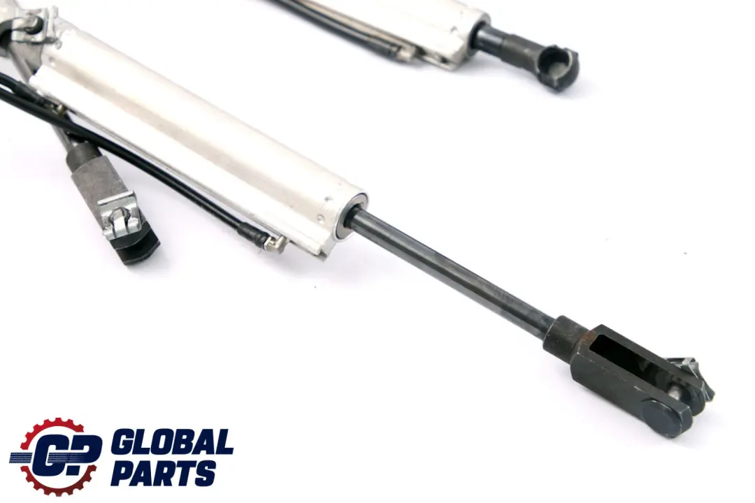 Cerniere Coperchio Vano Cofano Tetto Cilindri Idraulici Completi per BMW E88 con numero di parte 7190675 BMW E88 Cerniere Coperchio Vano Cofano Tetto Cilindri Idraulici Completi - SKU 7190675 - Numero di parte 7190675