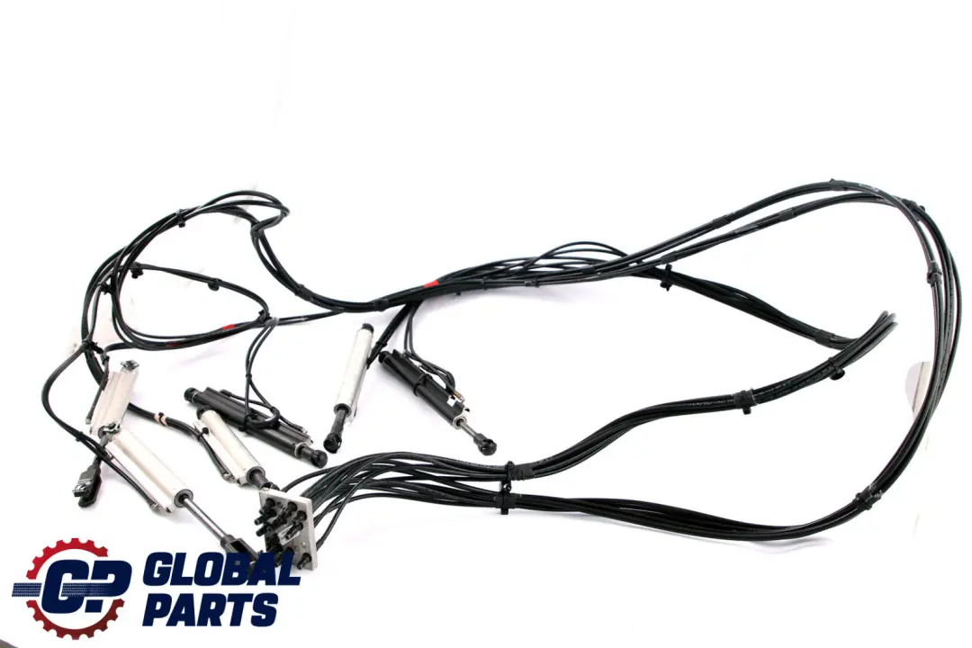 Przewody Zawiasy Hydrauliczne Bagażnika do BMW E88 o numerze 7190675 BMW E88 Przewody Zawiasy Hydrauliczne Bagażnika - SKU 7190675 - Numer Części 7190675