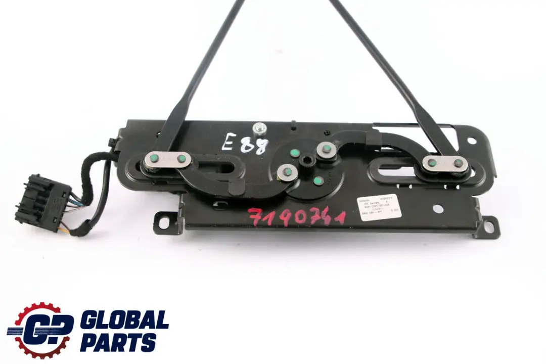 Sistema Bloccaggio Meccanismo Blocco Top Pieghevole per BMW 1 E88 Cabriolet con numero di parte 7190741 BMW 1 E88 Cabriolet Sistema Bloccaggio Meccanismo Blocco Top Pieghevole - SKU 7190741 - Numero di parte 7190741
